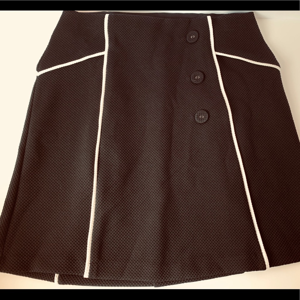 ELLE XS Pique A-Line Skirt Black/White Piping